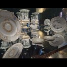 Selbstverständlich wird auch Porzellan ausgestellt